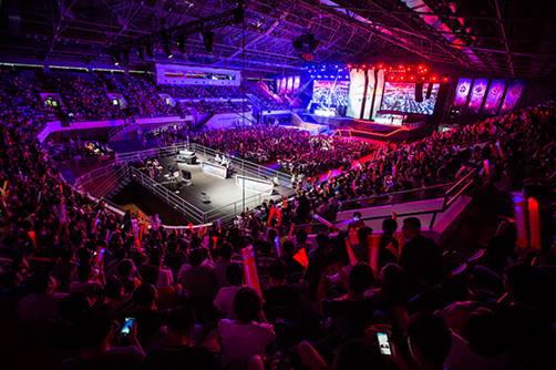 并迅速成为 并迅速成为