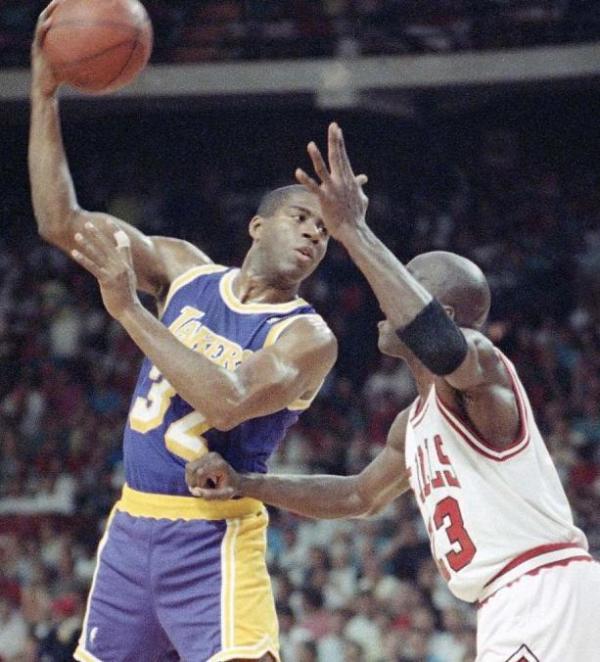 披风飞扬 披风飞扬